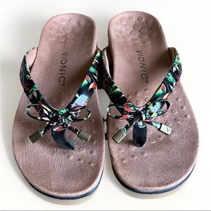 Vionic Bella II Black Toe-Post Sandal Flip Flop Women's Size 6 Tropical